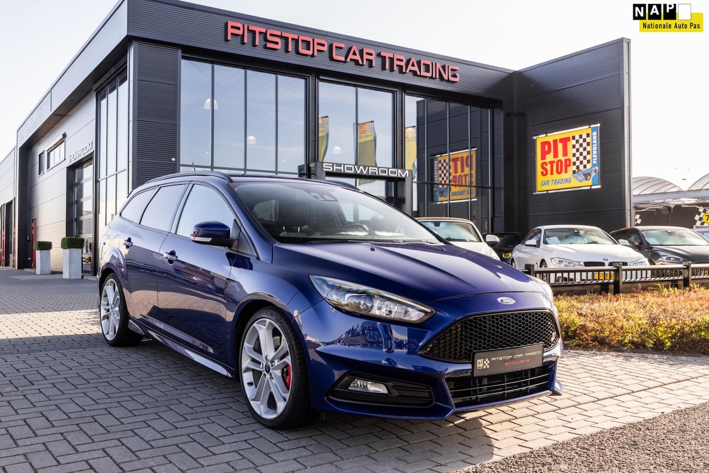 Ford Focus - 2.0 TDCI ST-3 2.0 TDCI ST-3, 185pk, Sony, 19 inch, Recaro, Uniek!! - AutoWereld.nl