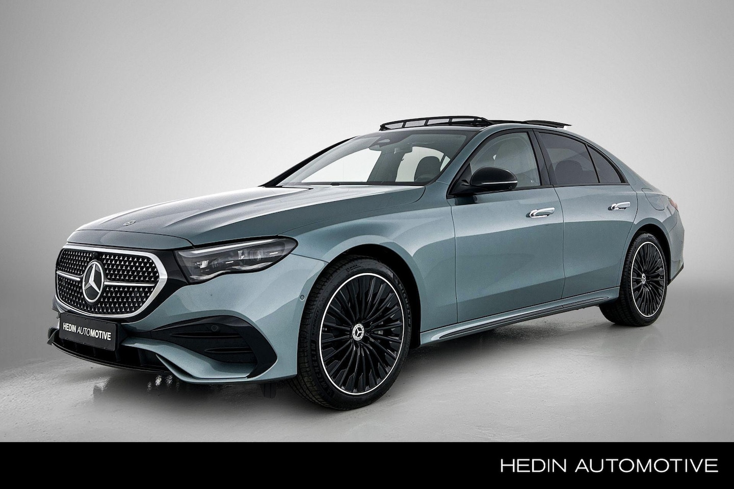 Mercedes-Benz E-klasse - E 300e Limousine Automaat Sport Edition | Premium Pakket | Nightpakket - AutoWereld.nl