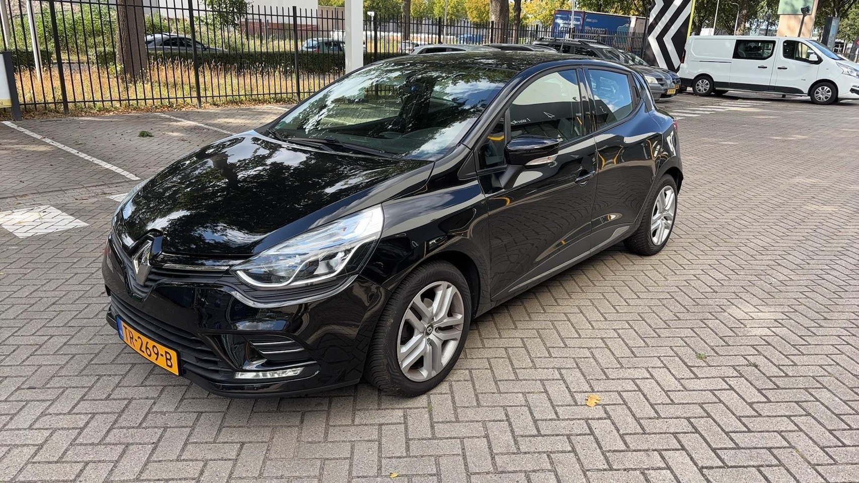 Renault Clio - 0.9 TCe Zen | WORDTR VERWACHT ! | Airco | Centrale deurvergrendeling met afstandsbediening - AutoWereld.nl