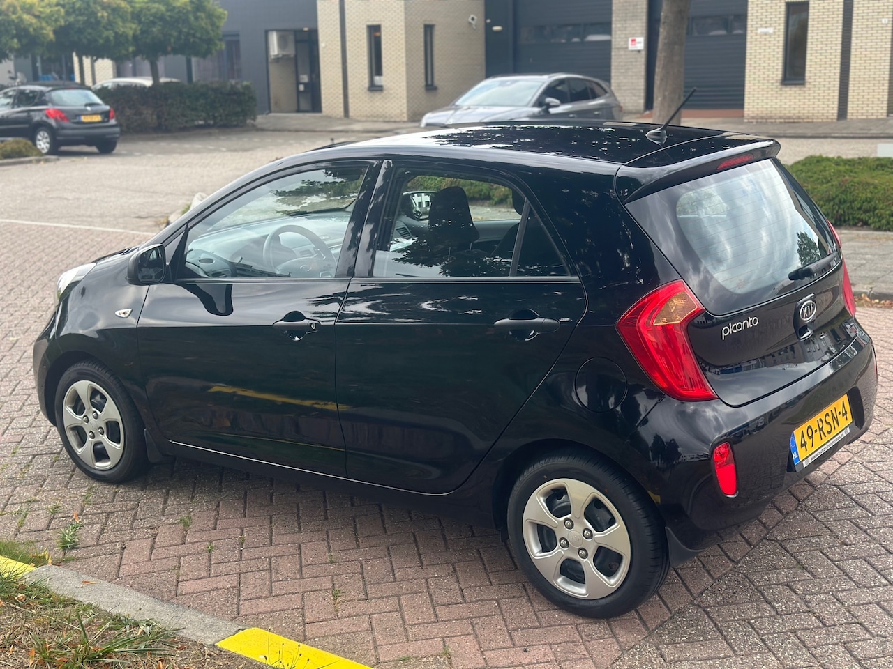 Kia Picanto - 1.0 CVVT Airco/5drs/nap/dealeronderhouden/ 1jaar apk/ airco/ EL-ramen/ zeer nette auto - AutoWereld.nl