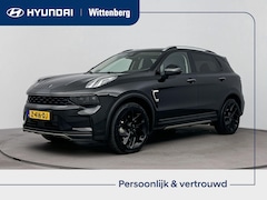 Lynk & Co 01 - 1.5 | Black Edition | Schuif/kanteldak | Carplay | Electrisch verstel stoel |