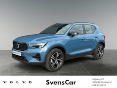 Volvo XC40 - 2.0 B4 Plus Dark | Trekhaak | Verwarmde voorruit | Harman/Kardon | Stoel verwarming |