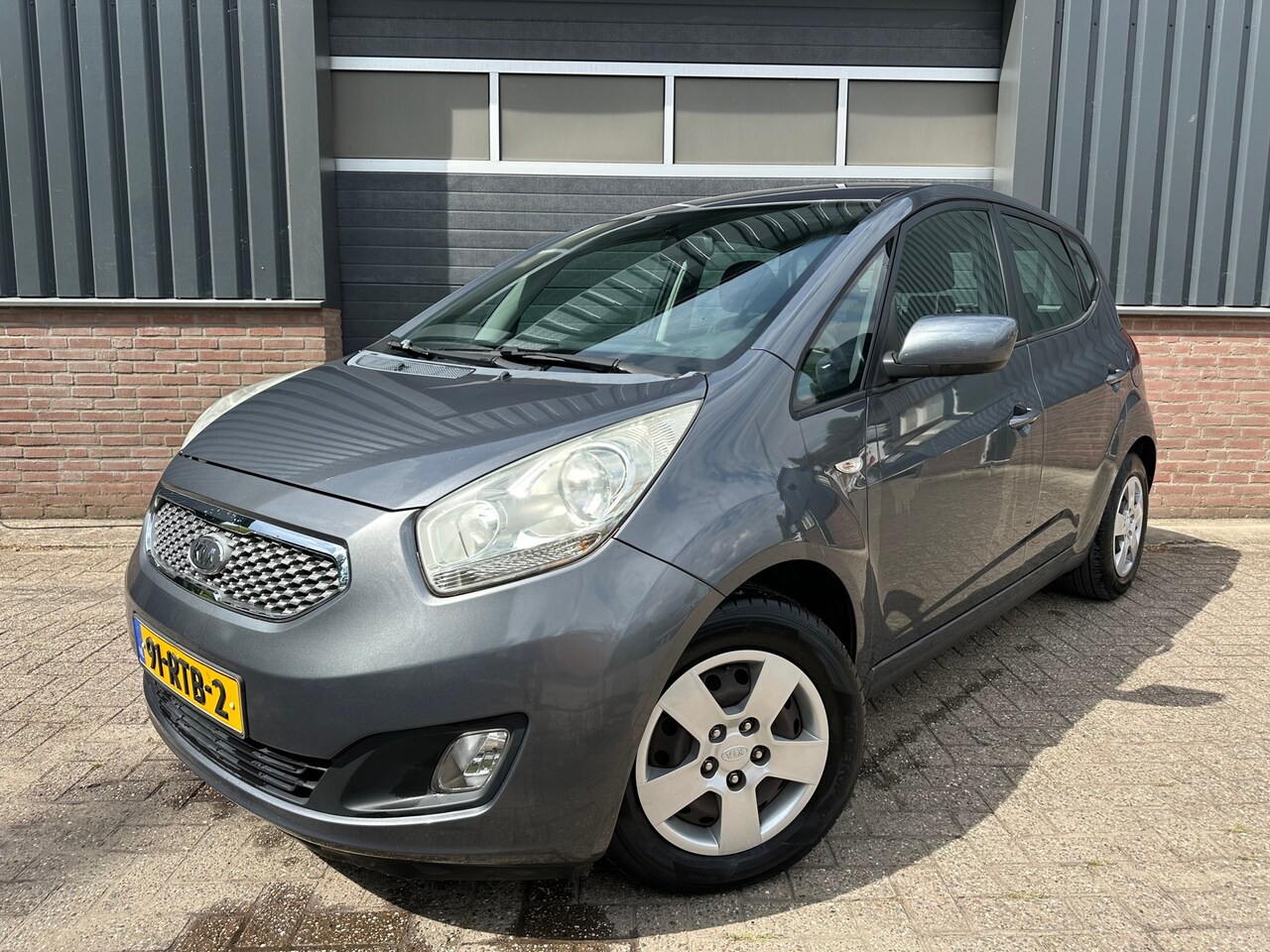 Kia Venga - 1.4 CVVT Seven Navigatie / Camera / Cruisecontrol - AutoWereld.nl