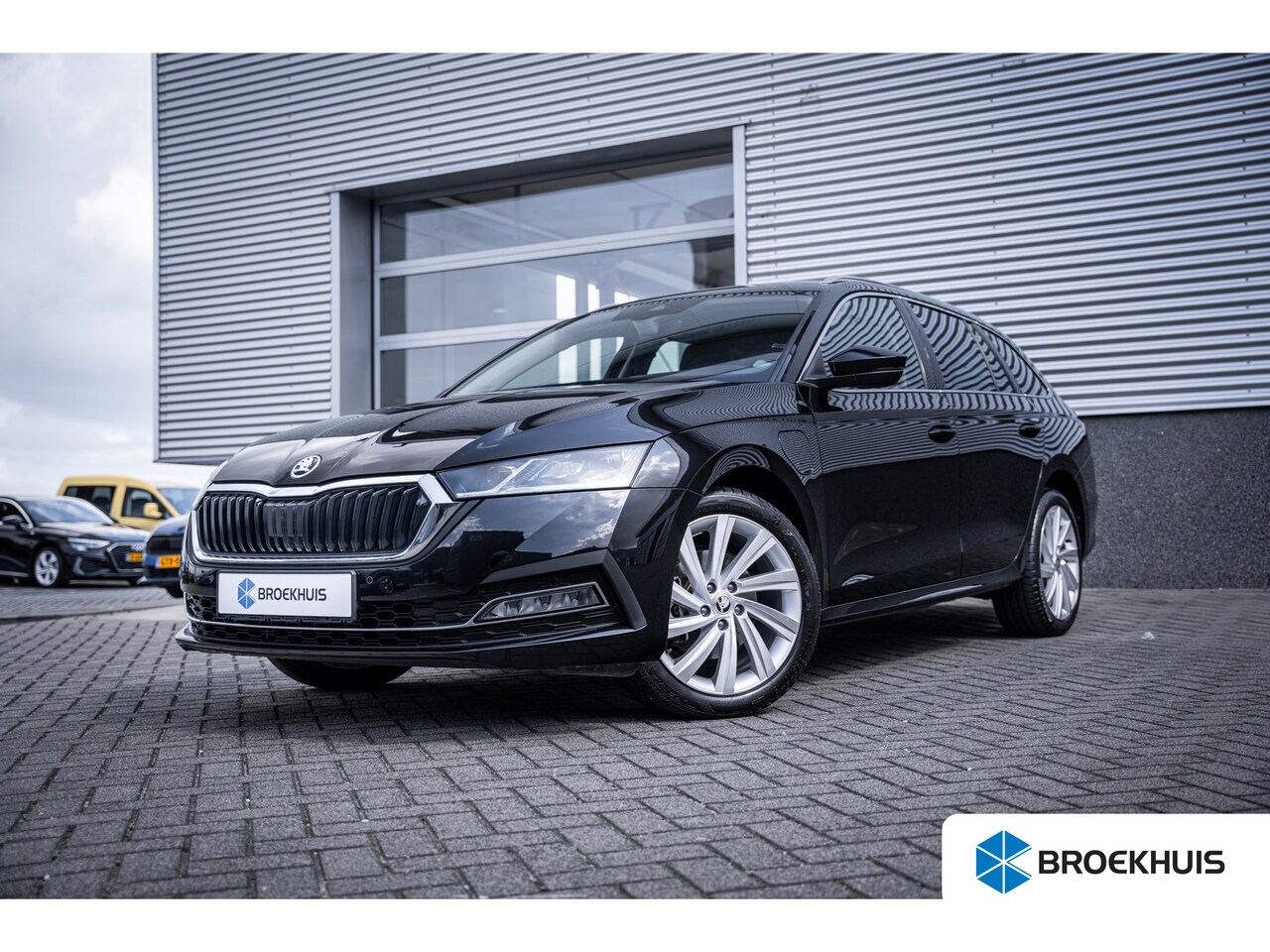 Skoda Octavia Combi - 1.4 TSI iV PHEV Business Edition | Full LED koplampen | Trekhaak uitklapbaar | Voorstoelen - AutoWereld.nl