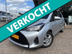 Toyota Yaris - 1.5 Hybrid|Cruise control|Navigatie|Lichtmetaal| NAP + History