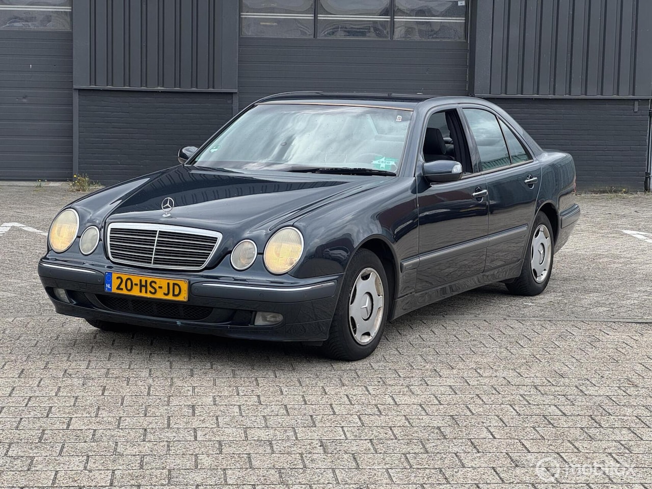 Mercedes-Benz E-klasse - 200 Benzine / Automaat - AutoWereld.nl
