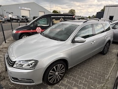 Volkswagen Passat Variant - 1.4 TSI Highline DSG 2011 Pano Xenon