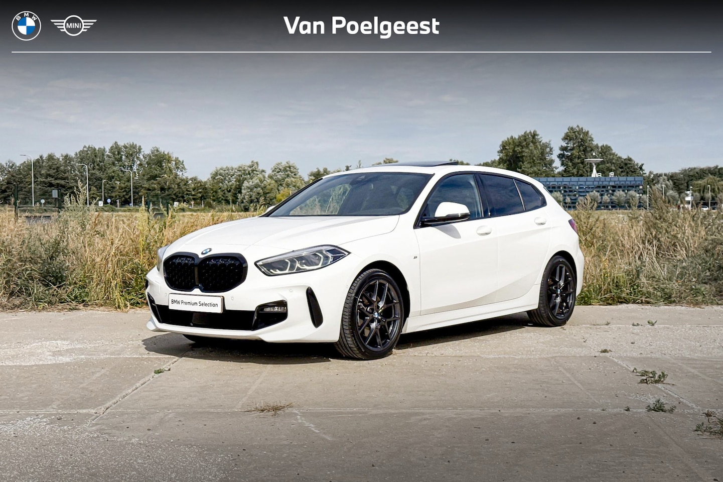 BMW 1-serie - 118i High Executive Edition | M Sport | Stoelverwarming | Glazen Panoramadak | - AutoWereld.nl
