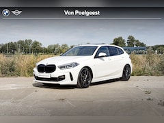 BMW 1-serie - 118i High Executive Edition | M Sport | Stoelverwarming | Glazen Panoramadak |