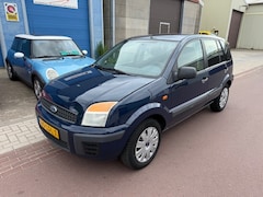Ford Fusion - 1.4-16V Cool & Sound 2010 APK jan-2026 Leuke auto met NAP en boekjes