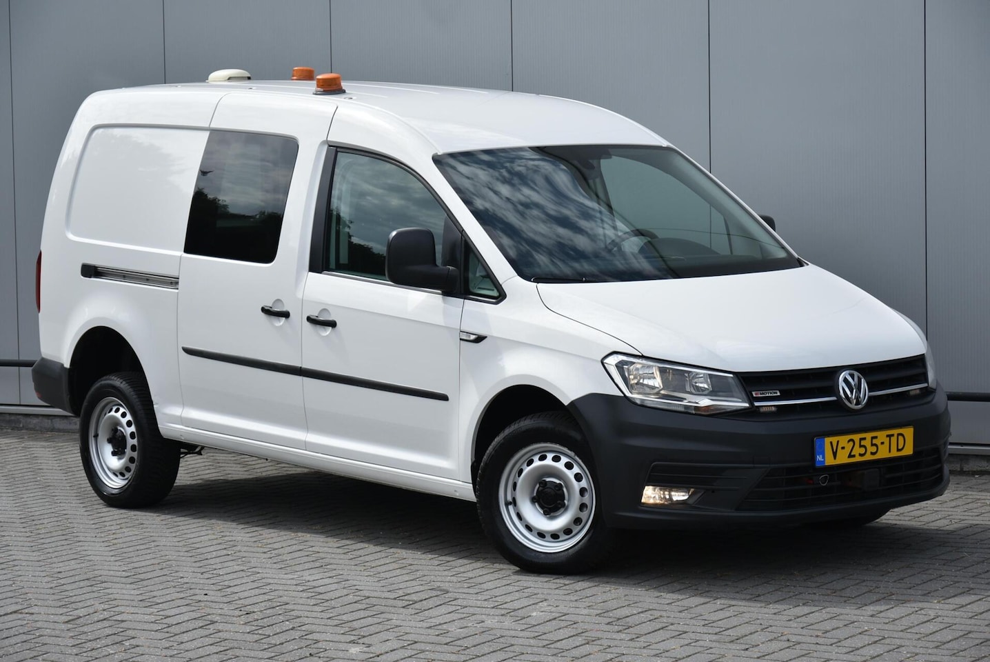 Volkswagen Caddy Maxi - Bestel 2.0 TDI L2H1 BMT 4Motion Maxi - AutoWereld.nl