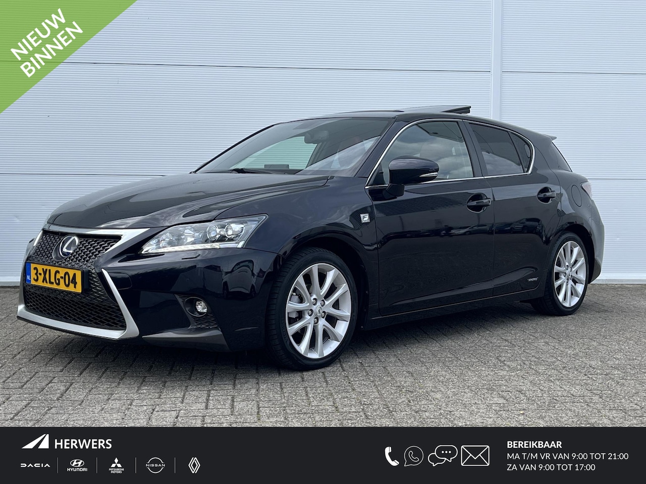 Lexus CT 200h - F Sport Line voorstoelen verwarmd/ cruise control/ luxe lederen bekleding / Navigatie-pakk - AutoWereld.nl