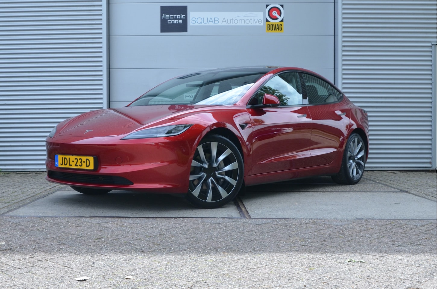 Tesla Model 3 - Long Range RWD Long Range AWD 78 kWh Highland, Trekhaak, 19" Alu, AutoPilot4.0 - AutoWereld.nl