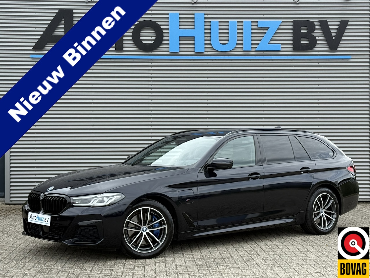 BMW 5-serie Touring - 530e M Sport Touring Trekhaak Head-Up Display LED ACC Harman-Kardon Lederen interieur Carp - AutoWereld.nl