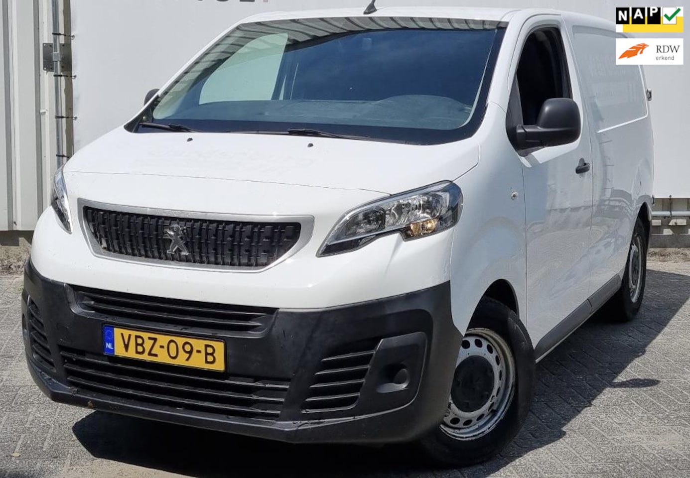 Peugeot Expert - 1.5 BlueHDI 100 Compact Premium 1.5 BlueHDI 100 Compact Premium - AutoWereld.nl