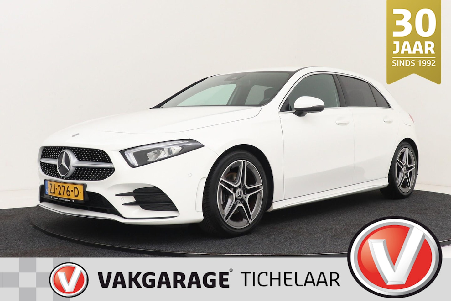 Mercedes-Benz A-klasse - 180 Business Solution AMG | Org NL | Camera | DAB+ | Afn Trekhaak - AutoWereld.nl