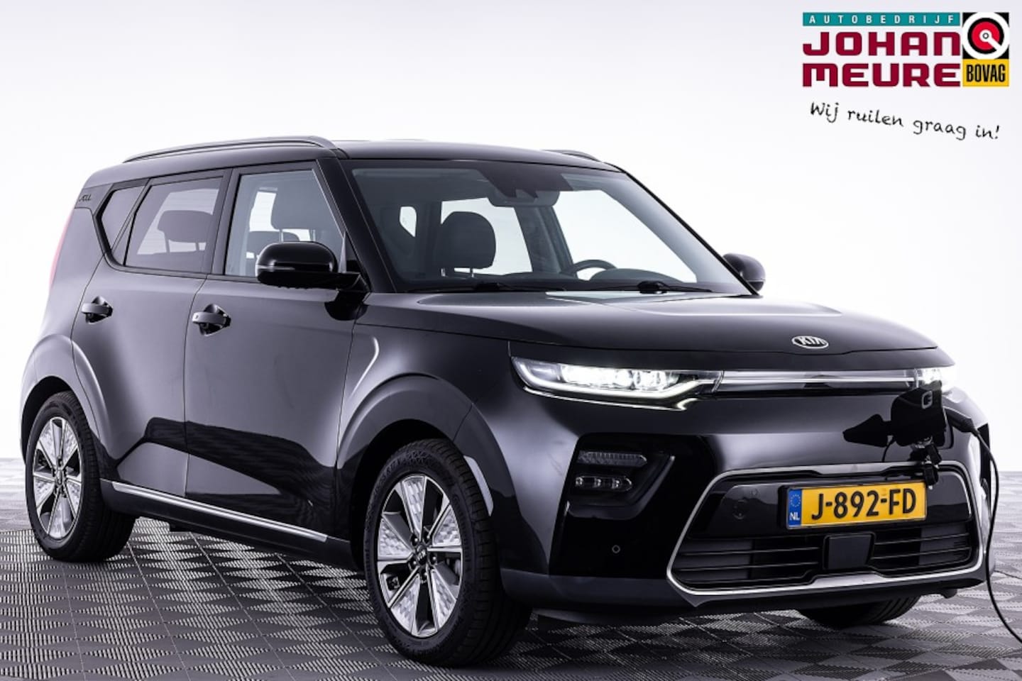 Kia e-Soul - ExecutiveLine 64 kWh ✅ 1e Eigenaar | NAVI | LEDER - AutoWereld.nl