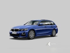 BMW 3-serie Touring - 330e xDrive M Sport | Shadow | Cruise | Stuurverwarming | Elek. stoelbediening | Ambiente