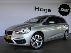 BMW 2-serie Gran Tourer - 218i Sport 7 Persoons Clima Panoramadak Navigatie Head Up Rijklaarprijs Inruil Mogelijk