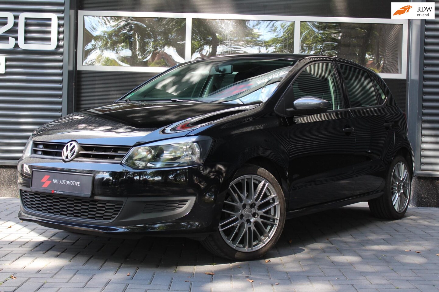 Volkswagen Polo - 1.2 Easyline | NWE. KETTING | AIRCO | CARPLAY | ELEKT. RAMEN | ZEER NETTE AUTO - AutoWereld.nl