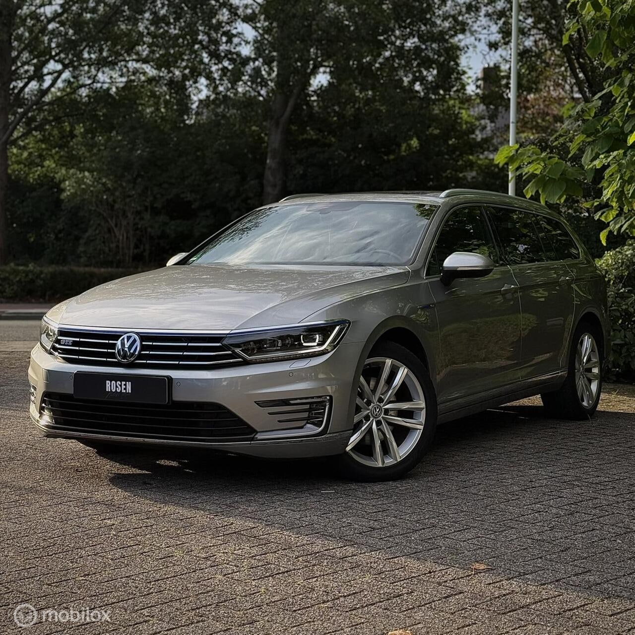 Volkswagen Passat Variant - 1.4 TSI GTE |PANO|VIR DASH|LED| - AutoWereld.nl