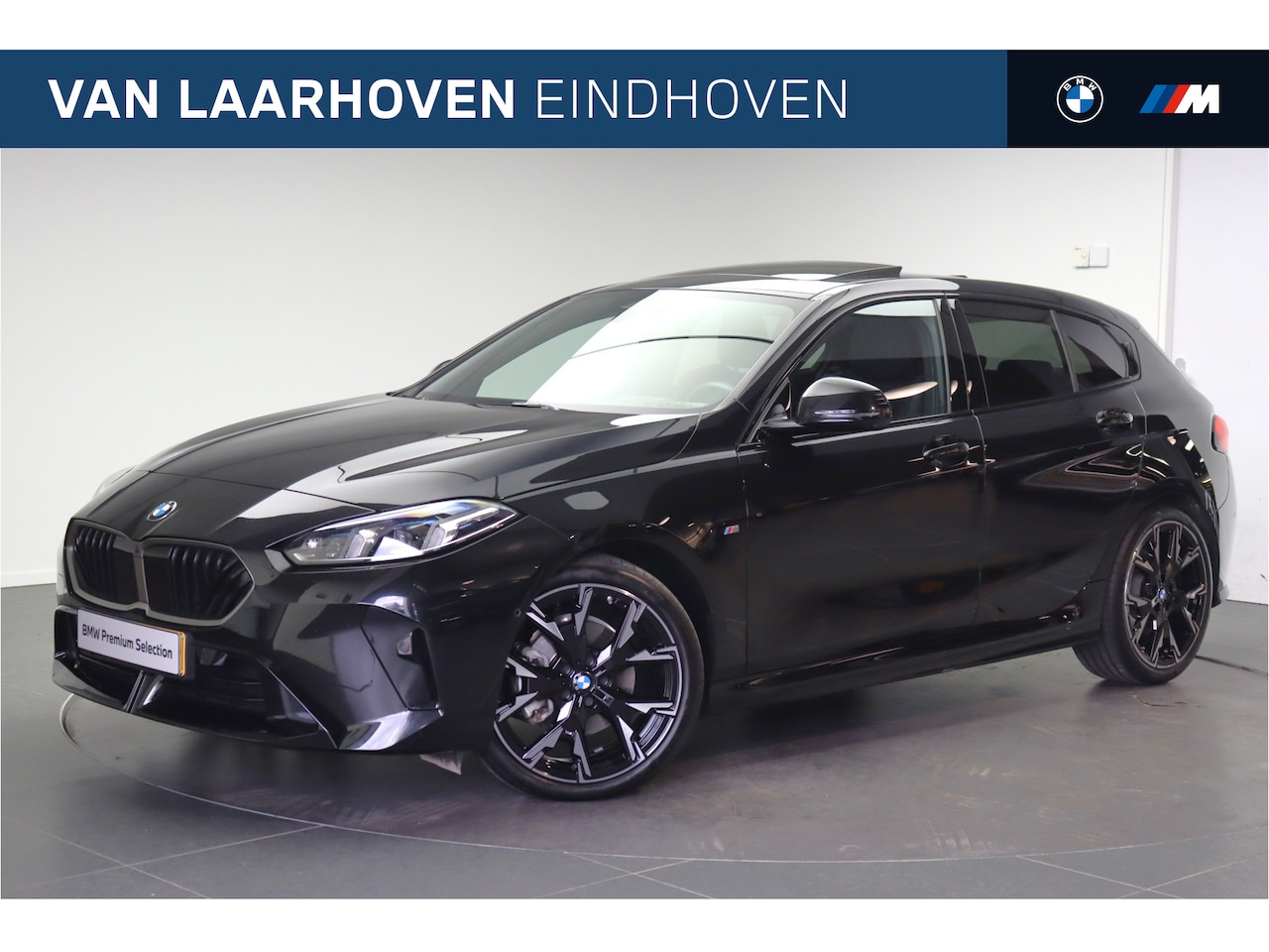 BMW 1-serie - 120 High Executive M Sport Automaat / Panoramadak / Sportstoelen / M Adaptief onderstel / - AutoWereld.nl