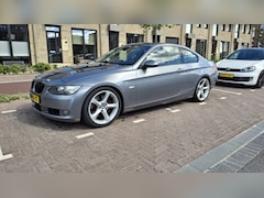 BMW 3-serie Coupé - 335i Introduction E92 Coupe