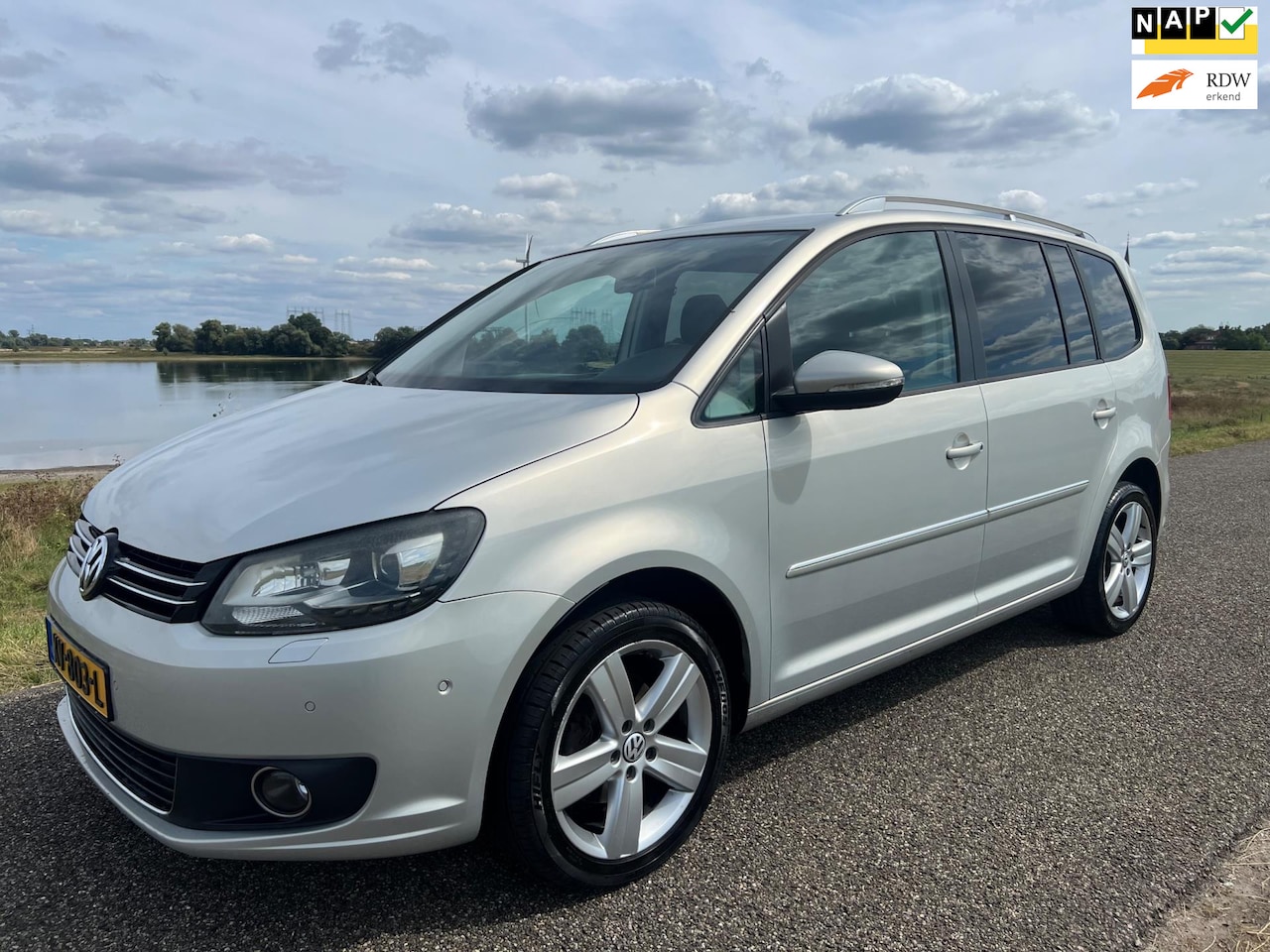 Volkswagen Touran - 1.4 TSI Highline 7p 1.4 TSI Highline 7p. - AutoWereld.nl