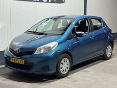 Toyota Yaris - 1.0 VVT-i Comfort Vol jaar APK Zeer Netjes