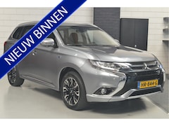 Mitsubishi Outlander - 2.0 PHEV Executive Edition // 142.000 km // CLIMA // CRUISE // TREKHAAK // CAMERA // ZATER