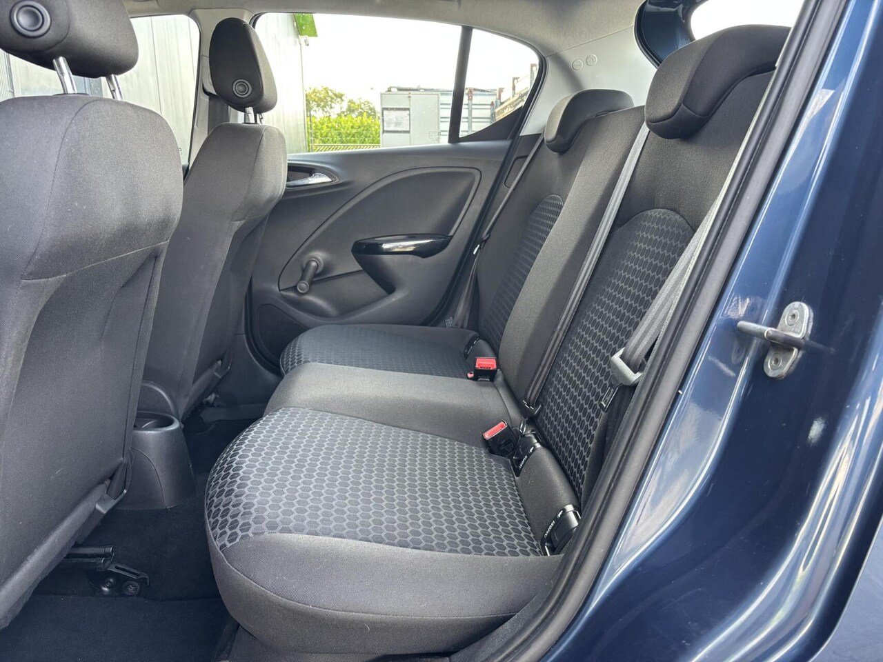 Opel Corsa - 1.4 Edition Airco/ Cruise Control/ Bluetooth!!
