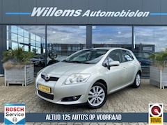 Toyota Auris - 1.6-16V Luna Business Camera, Cruise Control & App-Connect