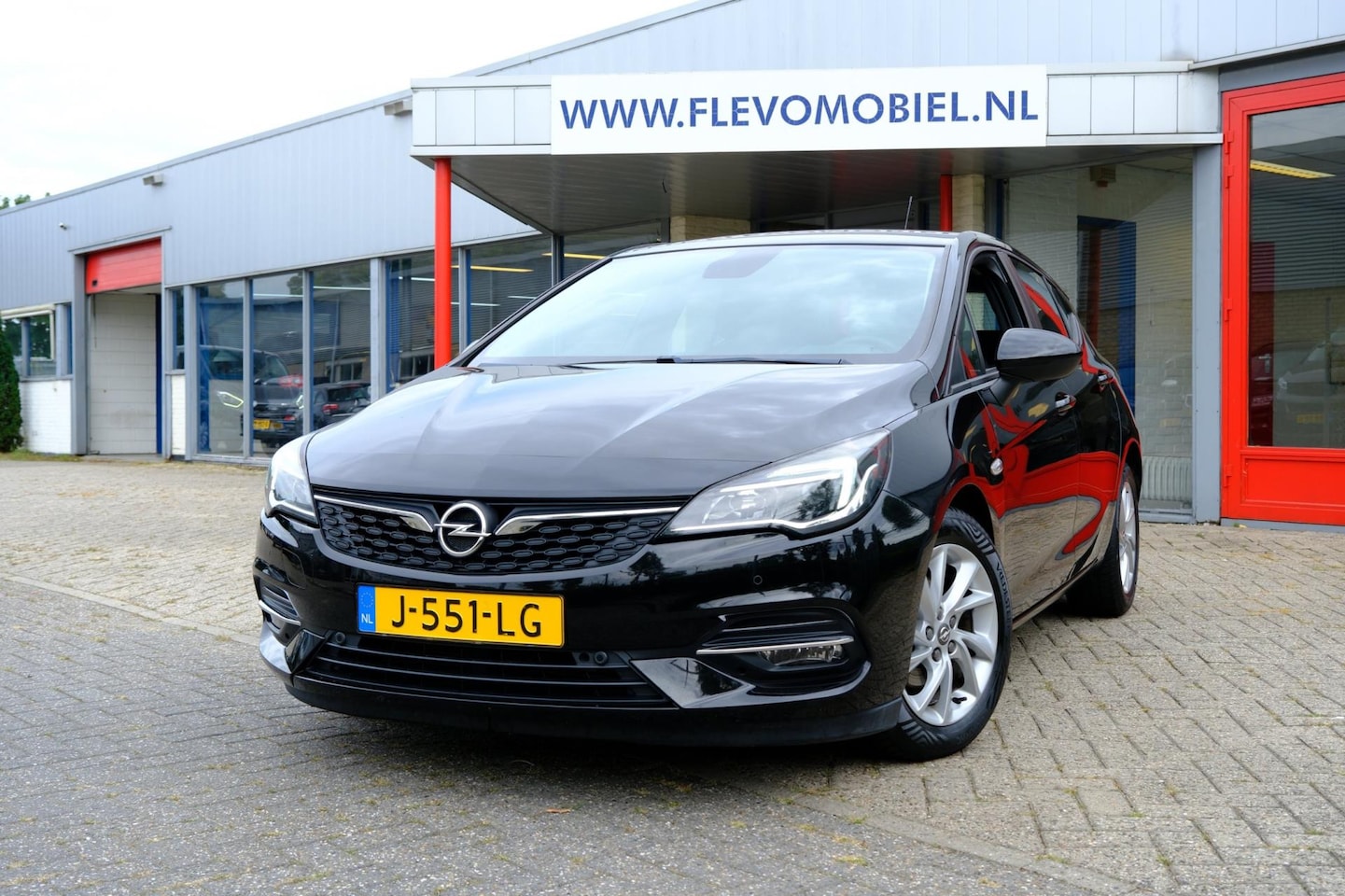 Opel Astra - 1.2 Business Edition Navi|Clima|LMV|PDC|APK tot 31-08-2026! - AutoWereld.nl