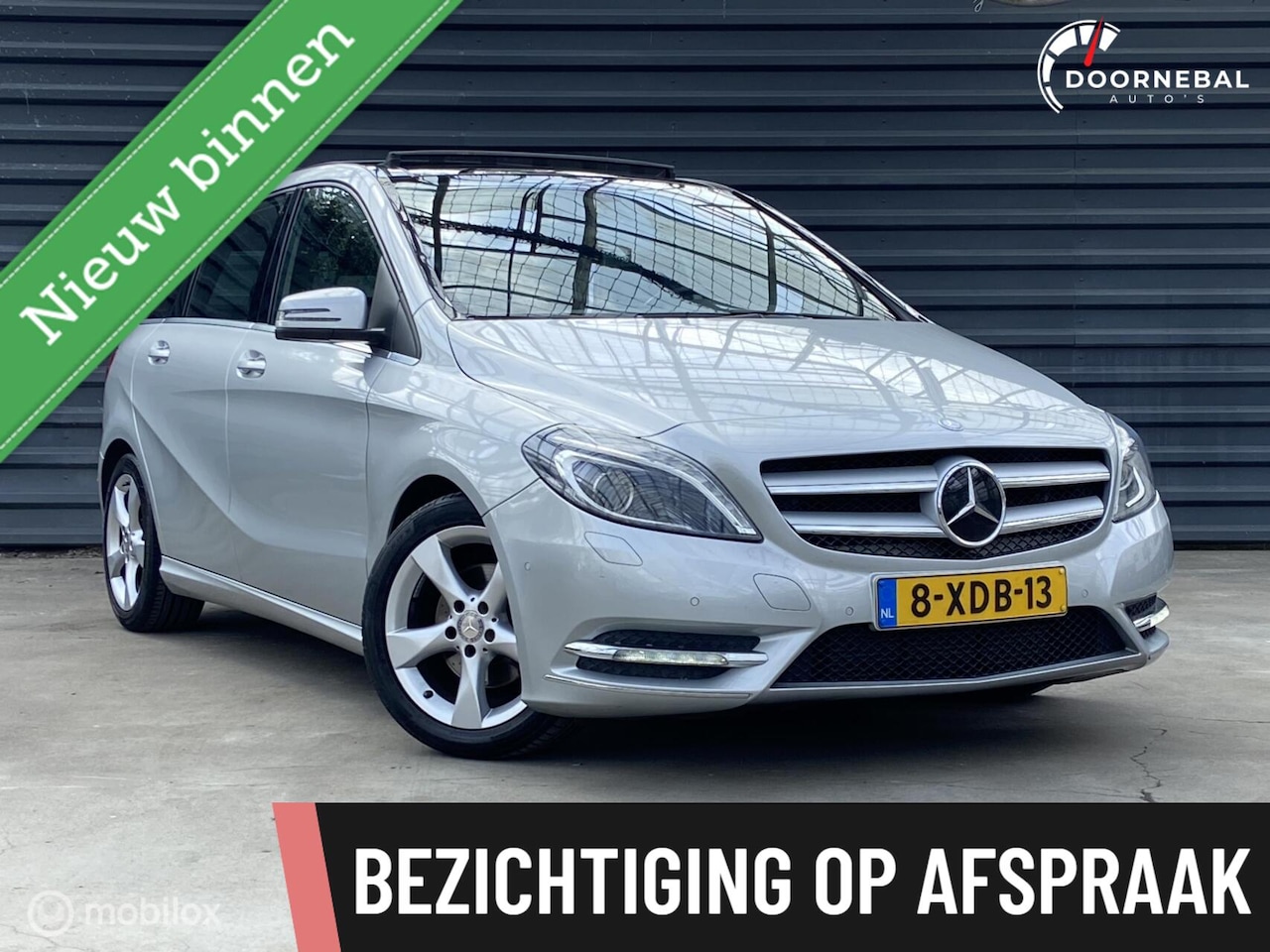 Mercedes-Benz B-klasse - 180 Ambition / LED / PANORAMA / TREKHAAK ! - AutoWereld.nl
