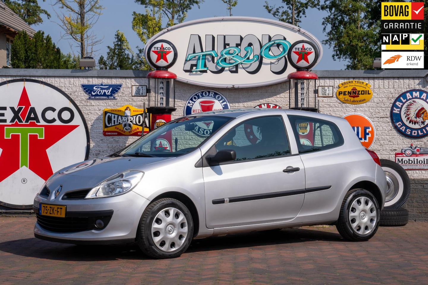Renault Clio - 1.2 Special Line 48.650 km + NAP NL-auto - AutoWereld.nl