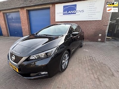 Nissan LEAF - Acenta 40 kWh Camera PDC V+A