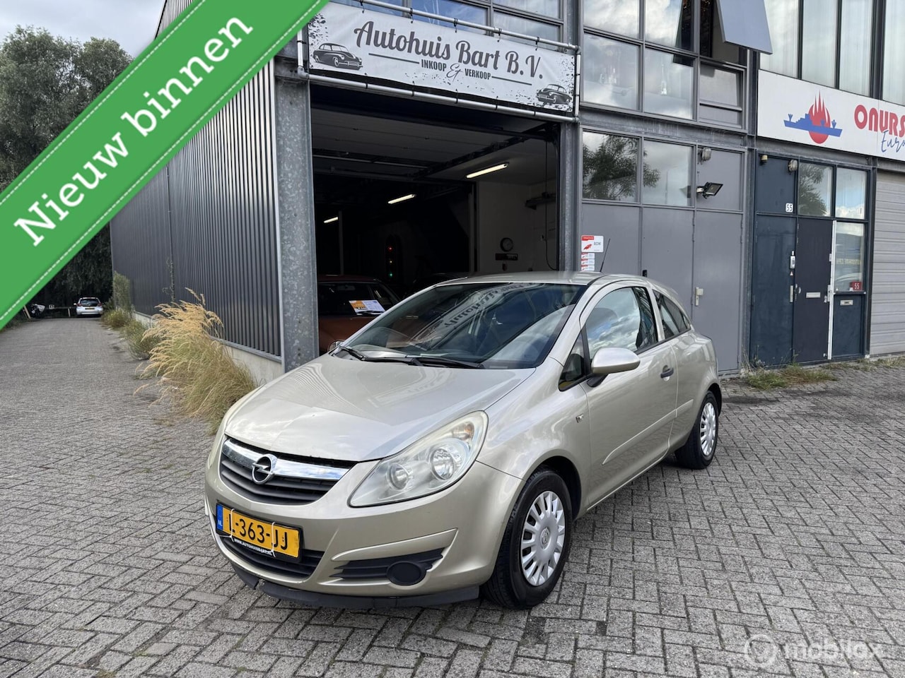 Opel Corsa - 1.0-12V Business Nieuwe APK! NAP Rapport! - AutoWereld.nl