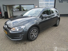 Volkswagen Golf - 1.2 TSI Trendline 5drs