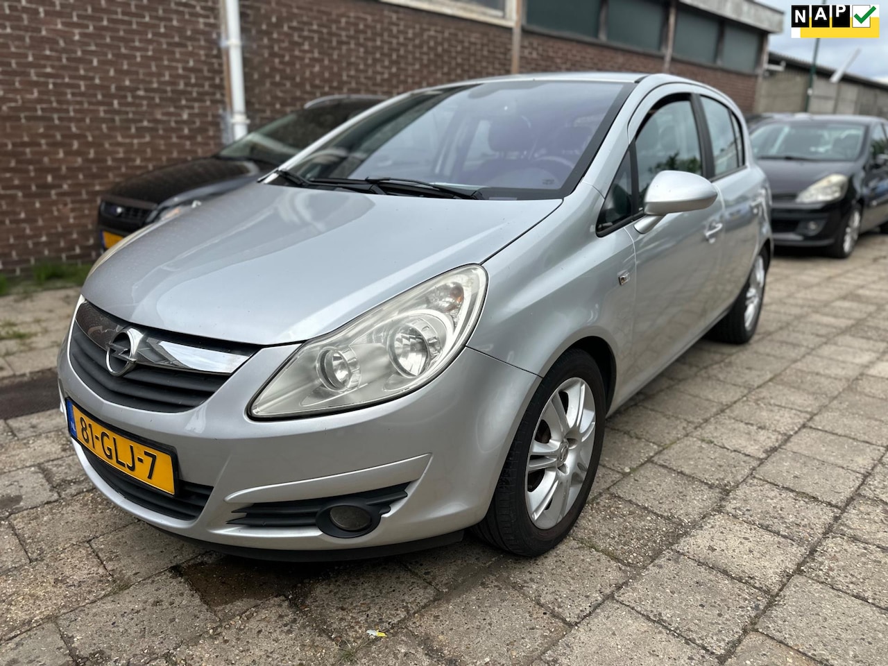 Opel Corsa - 1.4-16V Cosmo 1.4-16V Cosmo - AutoWereld.nl