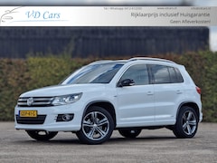 Volkswagen Tiguan - 2.0 TSI Sport&Style 4Motion R-Line AUTOMAAT*Trekhaak*Panoramadak*Navigatie*PDC