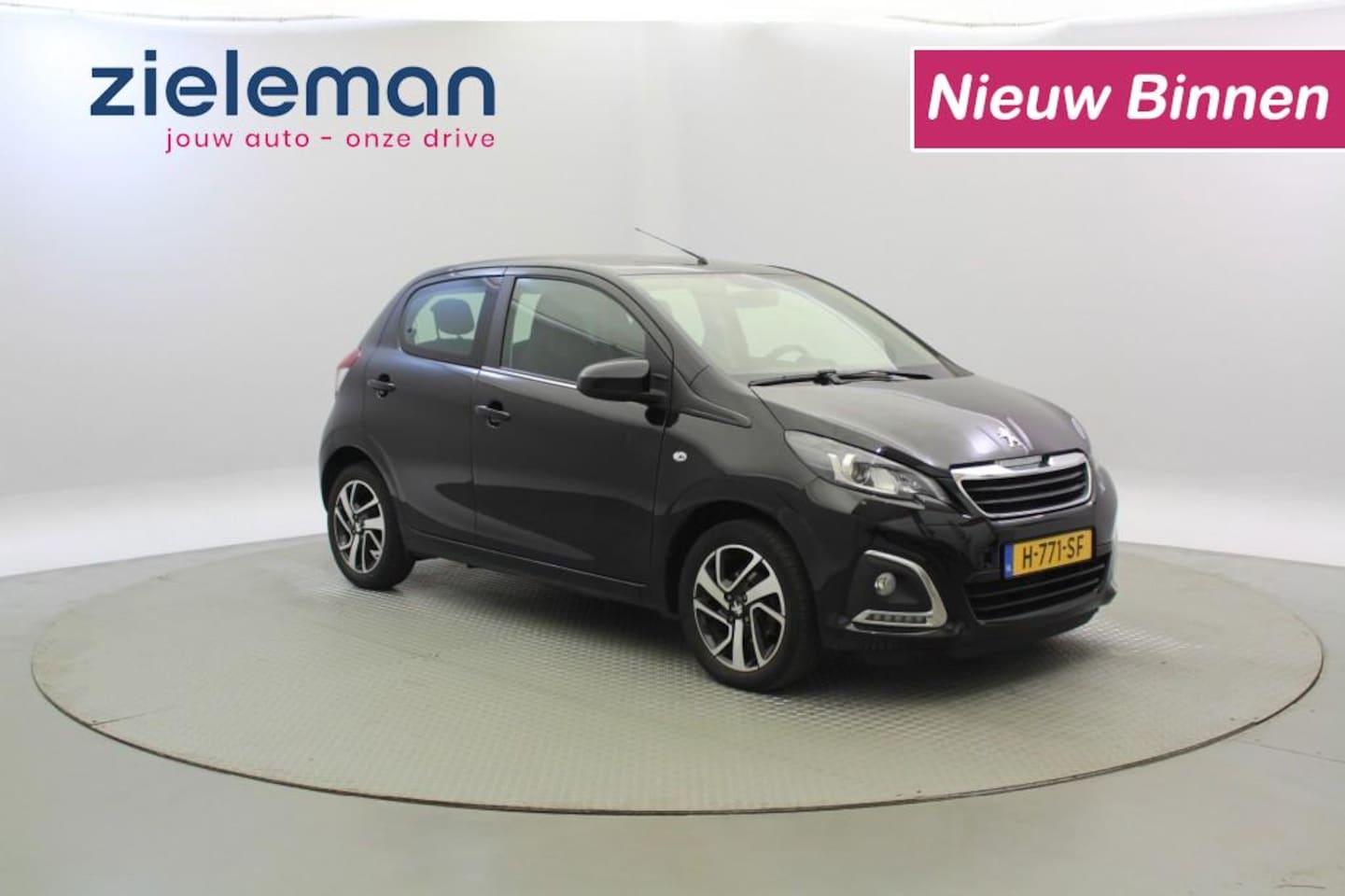 Peugeot 108 - 1.0 e-VTI Executive 5 Deurs - Navi, Camera, Clima - AutoWereld.nl