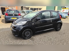 Peugeot 107 - 1.0-12V XS Urban Move