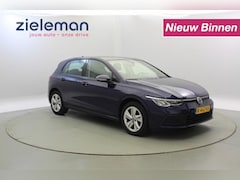 Volkswagen Golf - 1.0 TSI Life - CarPlay. Adapt. Cruise, Digitaal Cockpit, Stoelverw