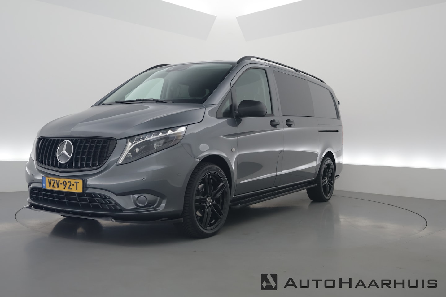 Mercedes-Benz Vito - 116 CDI Lang Dubb. Cab. | Automaat | Comfort 19" LM velgen | 2x Schuifdeur | Trekhaak - AutoWereld.nl