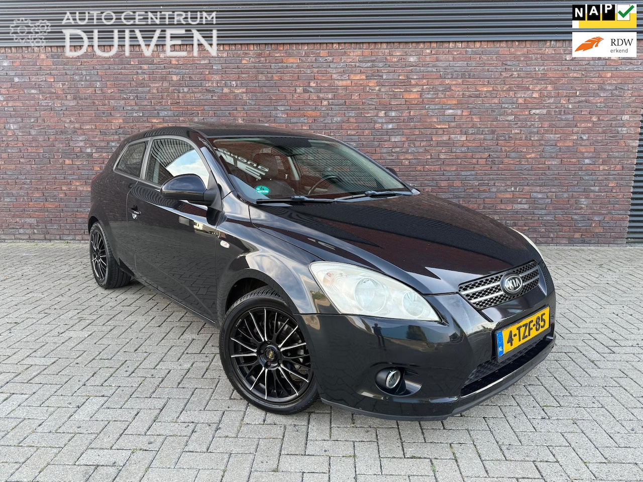 Kia Pro cee'd - 1.6 X-tra | Nieuw APK | Pano | Airco - AutoWereld.nl
