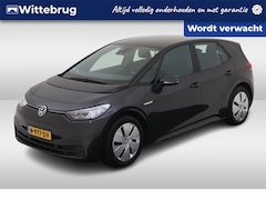 Volkswagen ID.3 - Life 58 kWh / Navigatie / Parkeersensoren / Stoelverwarming / Parkeer sensoren
