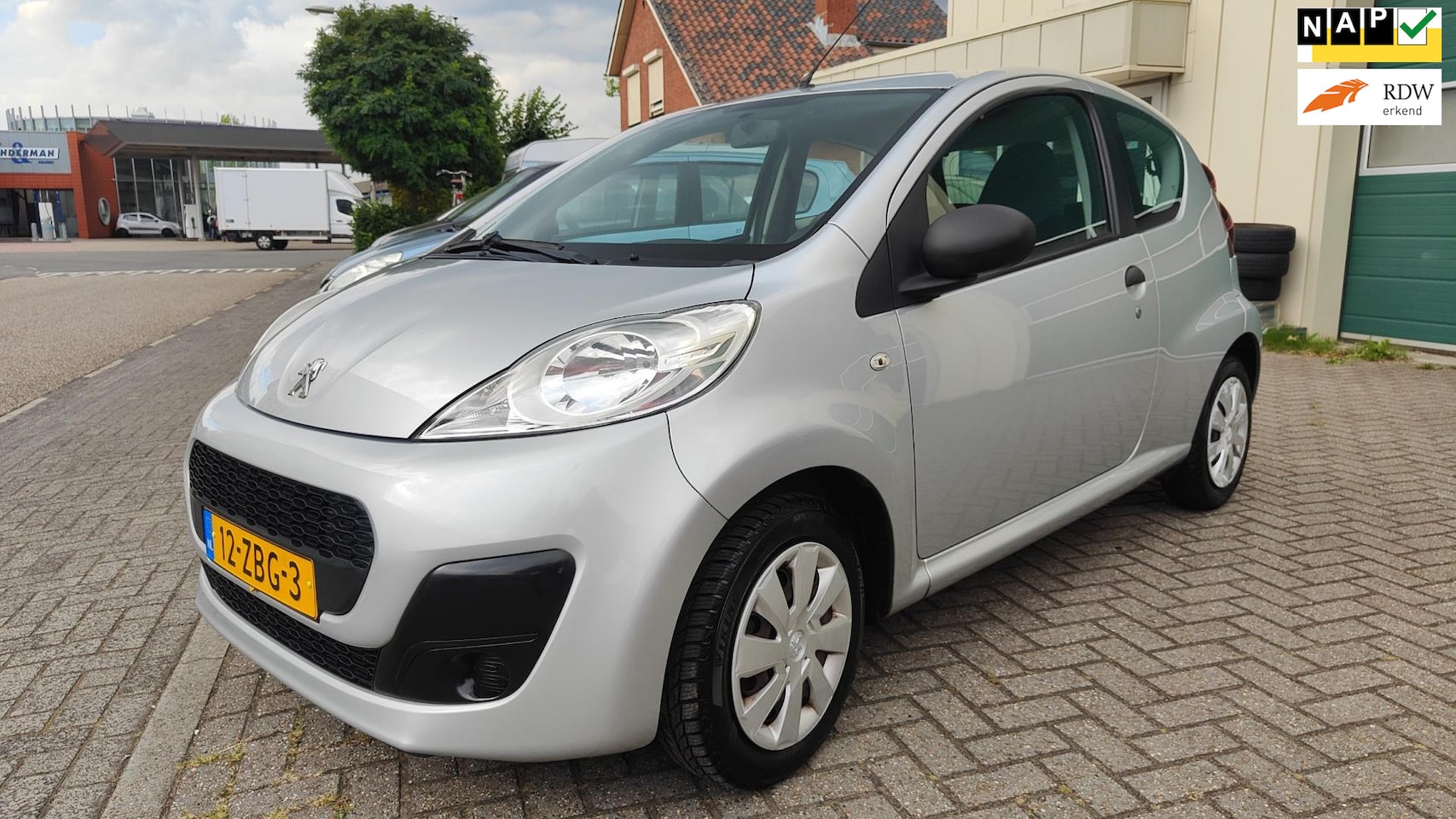Peugeot 107 - 1.0 Access Accent 1.0 Access Accent NIEUWE APK - AutoWereld.nl