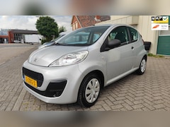 Peugeot 107 - 1.0 Access Accent NIEUWE APK