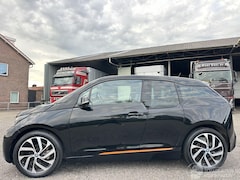 BMW i3 - Comf Ad 94Ah 33kwh 170pk aut - pano - nap - harman/kardon - keyless -navi - cam - front +