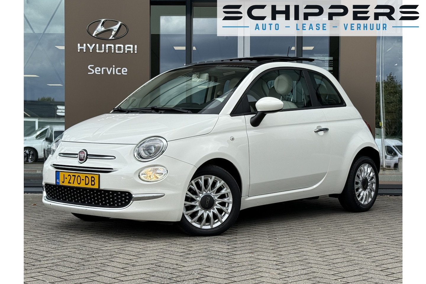 Fiat 500 - 1.0 Hybrid Lounge | Panoramadak | Cruise Control | Navigatie via Apple CarPlay - AutoWereld.nl